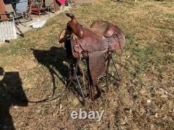 15 Longhorn Western Saddle