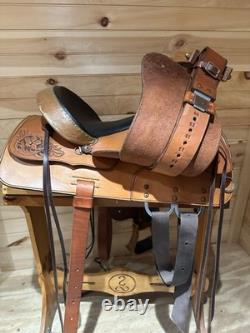 15 Pikes Peak Saddlery Custom Bob Brenner Western Trail Saddle Nettles
