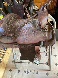 15? R Leather Western Saddle