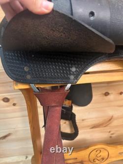 15 Rocking R Saddery Western Saddle Model 1910