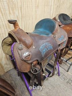 15 Running P Western Roping Trophy Saddle Used, 7 gullet FQHB, Rough Out Seat