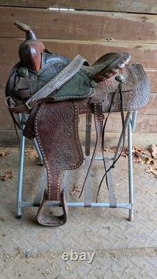 15 Simco Western Saddle