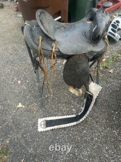 15 Tooled Leather Western horse Saddle