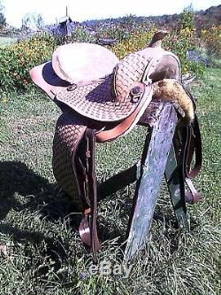 15 USED WESTERN TRAIL or PLEASURE HORSE SADDLE with TRIM on HORN