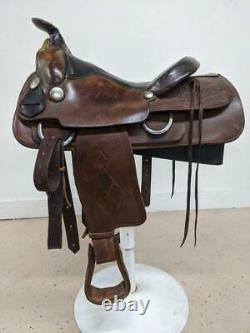 15 Used No Name Western Trail Saddle 419-2485