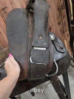 15 Vintage Circle Y All Around/ Ranch Roper Western Saddle