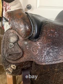 15 Vintage Circle Y Western Tooled With Silver