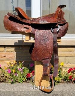 15 Vintage Western Pleasure Tooled Leather Horse Saddle