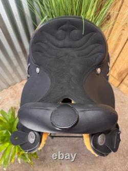 15 WINTEC Light Weight ROUND SKIRT Western Saddle Black Demo Model