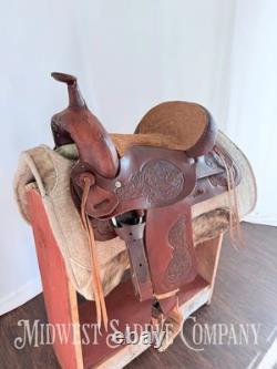 15 Western Barrel Saddle with Floral Leather Tooling, Narrow Fit