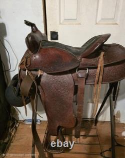 15 Western Saddle