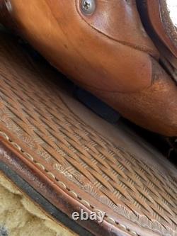15 Western Saddle Ortho Flex Gorgeous Tooling