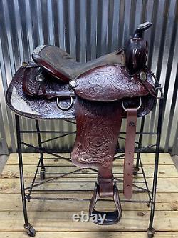 15 Western Show Saddle w Silver Nice Leather