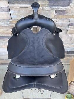 15 Wintec Western Trail Saddle -FQHB- Black, Lightweight-Clean