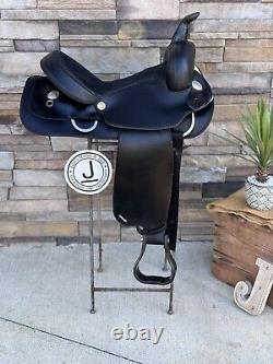 15 Wintec Western Trail Saddle -FQHB- Black, Lightweight-Clean