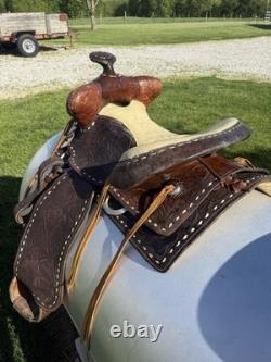 15 buckstitch saddle