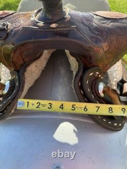 15 buckstitch saddle