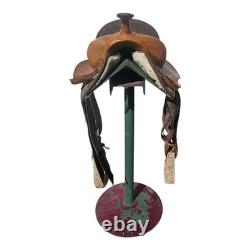15 inch Used FABTRON Round Barrel Skirt Trail Saddle Light Weight Western Saddle