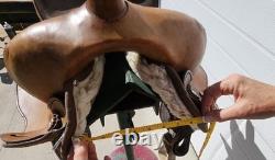 15 inch Used FABTRON Round Barrel Skirt Trail Saddle Light Weight Western Saddle