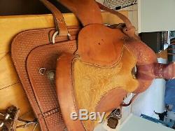 15 inch circle Y western roping saddle