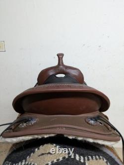 16.5 Inch Used Circle Y Iron Weed Western Trail Saddle X-Wide 1076-11334