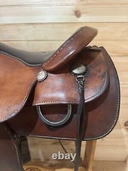 16.5 National Bridle Shop Tennessean Gaited Western Saddle Model 2623