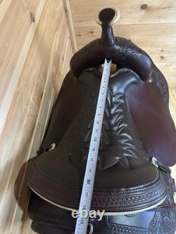 16.5 Tucker Ranch Hand Western Trail Saddle Model 250