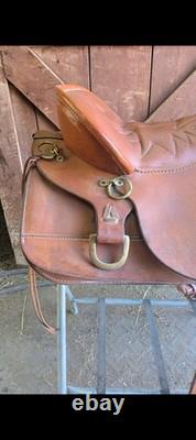 16.5 Tucker Western Saddle