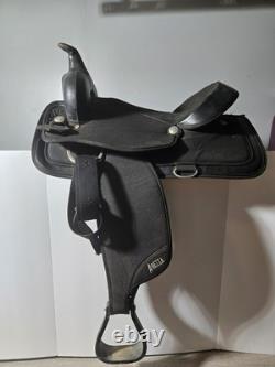 16 Abetta Saddle- light weight! Trail riding horse saddle