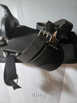 16 Abetta Saddle- light weight! Trail riding horse saddle