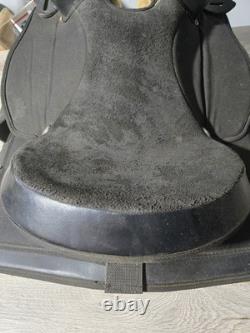 16 Abetta Saddle- light weight! Trail riding horse saddle