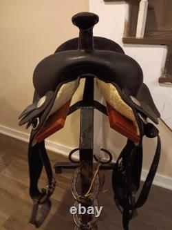 16 Abetta Trail Synthetic Black Western Saddle FQHB