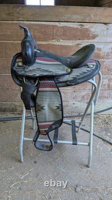 16 Abetta Western Saddle