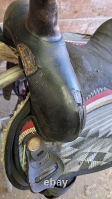 16 Abetta Western Saddle