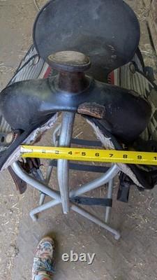 16 Abetta Western Saddle
