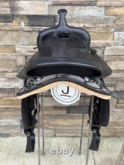 16 Big Horn #185, Light Weight Western Trail Horse Saddle, Navajo, Clean