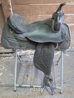 16 Bighorn Western Saddle