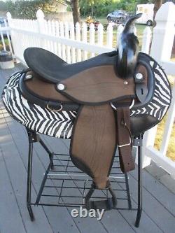 16'' Black Abetta 20501 classic round skirt Western barrel/trail saddle QH BARS