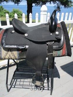 16'' Black Abetta Western trail saddle SQH BARS