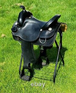 16 Black Wide Crates Western Saddle