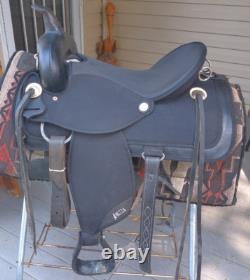16'' Black abetta PATHFINDER Western Trail saddle FULL QH BARS