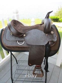 16'' Brown Textured Wintec Western trail saddle QH BARS