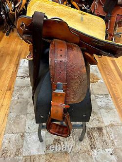 16 CIRCLE Y WESTERN SHOWith PLEASURE SADDLE