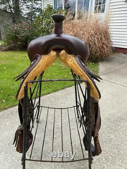 16 CRATES Western Horse Trail Saddle #235