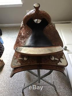 16 Circle Y Equitation Show Saddle. Lots Of Silver! STUNNING