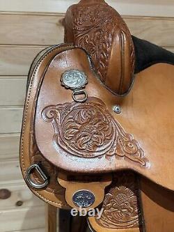 16 Circle Y Equitation Show Western Saddle Model 3660