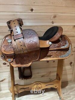 16 Circle Y Equitation Show Western Saddle Model 3660