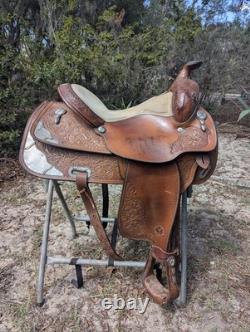 16 Circle Y Equitation Western Saddle