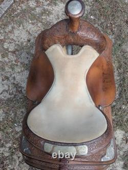 16 Circle Y Equitation Western Saddle
