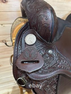 16 Circle Y Equitation Western Show Saddle Model 3974